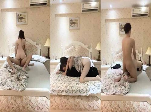 学生の女の子と乗馬… 学生の女の子と乗馬…