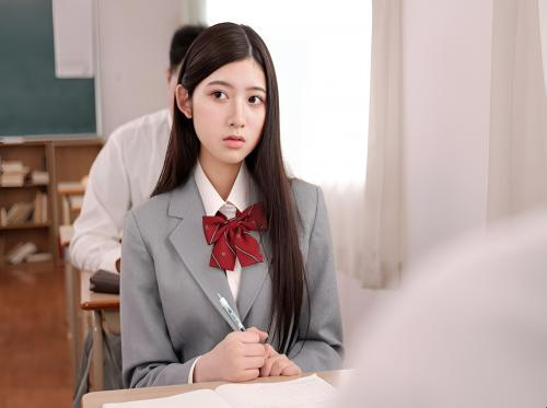 Mi hermosa presidenta de clase me hace insoportable. Mi hermosa presidenta de clase me hace insoportable.
