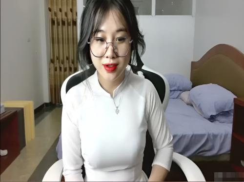 Anna Gấu thủ dâm.... Anna Gấu thủ dâm....